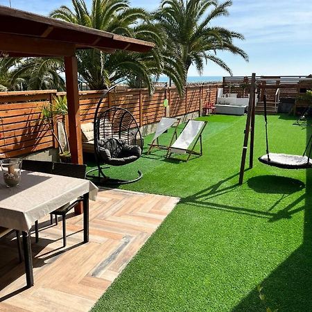 Casa En Primera Linea De Playa بوسول المظهر الخارجي الصورة