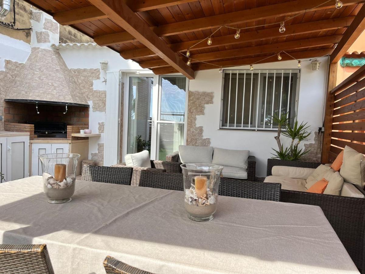 Casa En Primera Linea De Playa بوسول المظهر الخارجي الصورة